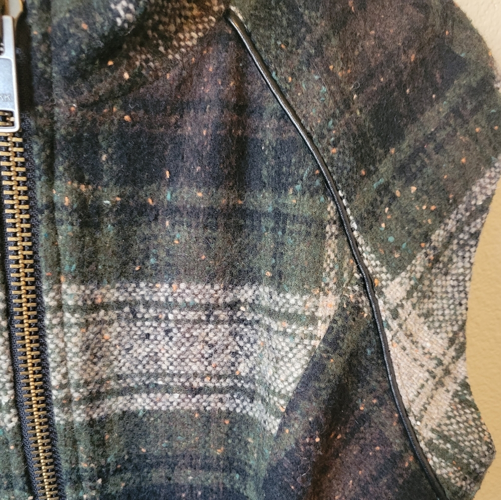 CAbi #611 All Tied Up Plaid Wool Blend Vest, M - Picture 2 of 11